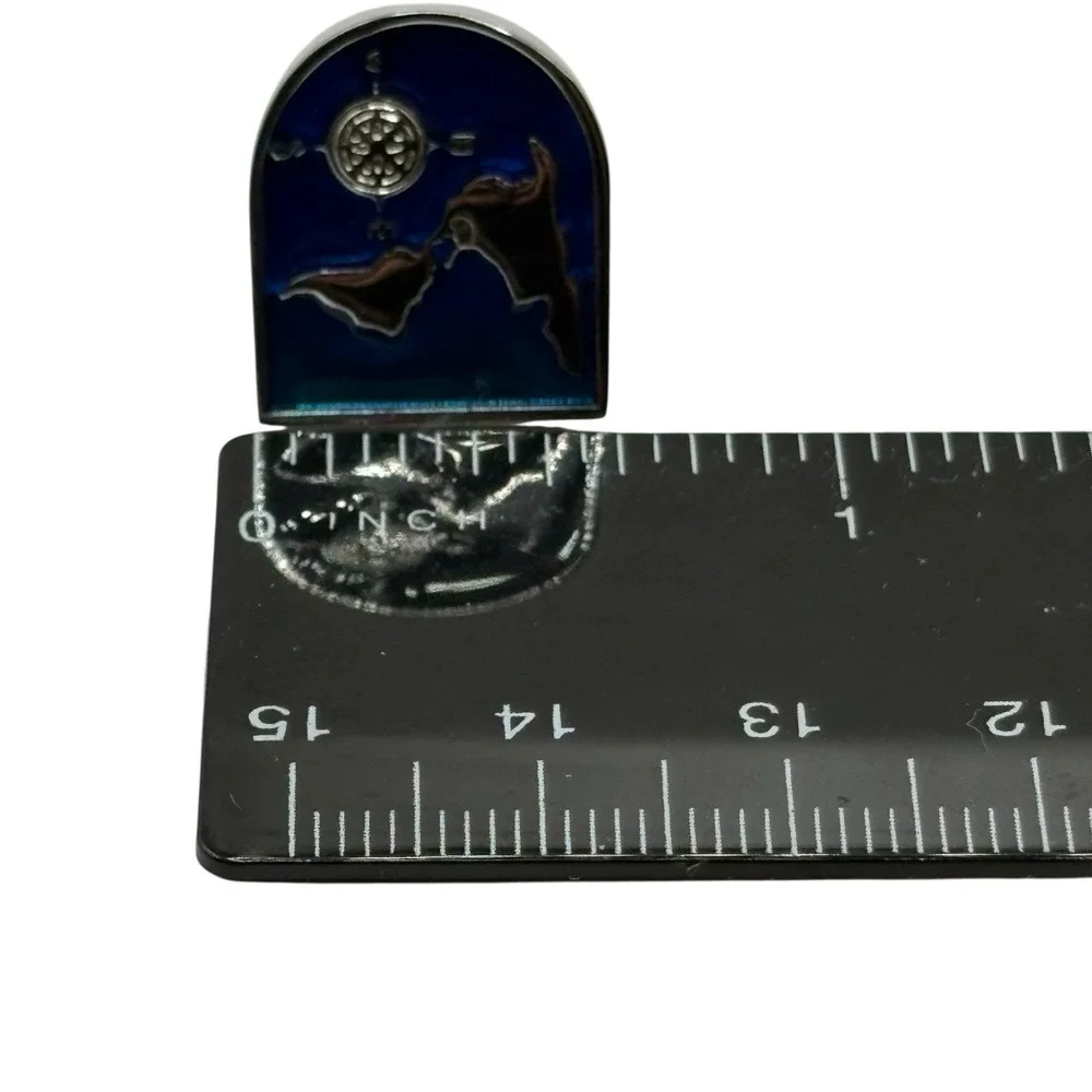 World Map‎ Cufflinks Blue Enamel Silver Tone Bullet Back Globe Navigation Travel
